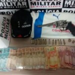FOTO DA POLICIA MILITAR DO MATERIAL APREENDIDO